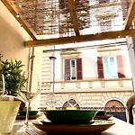 La Maisonette